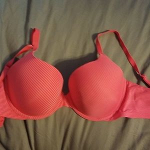 Victoria's secret 38C padded perfect coverage bra